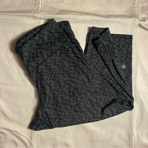 Champion 9 | XXL capri leggings | black and white